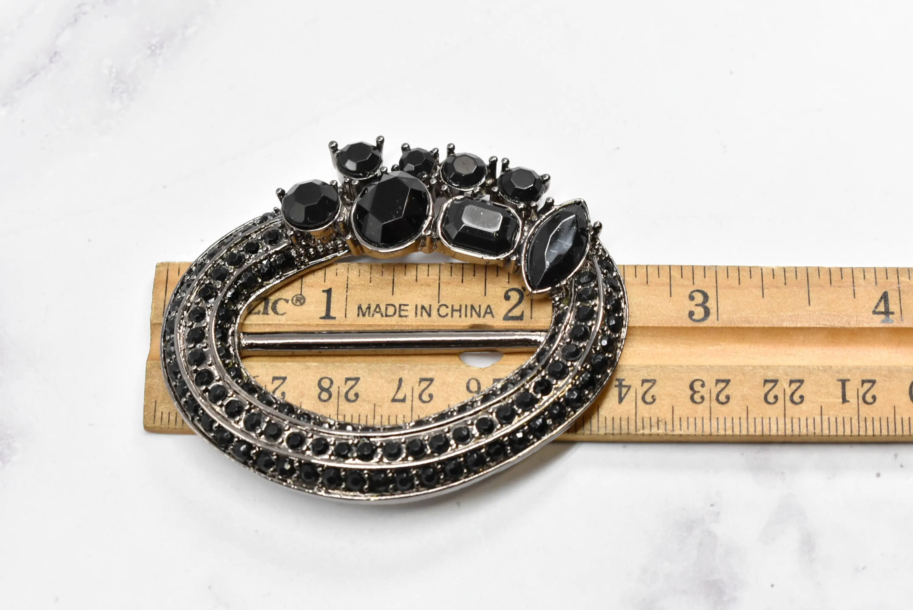 Black Oval Rhinestone Buckle Slider