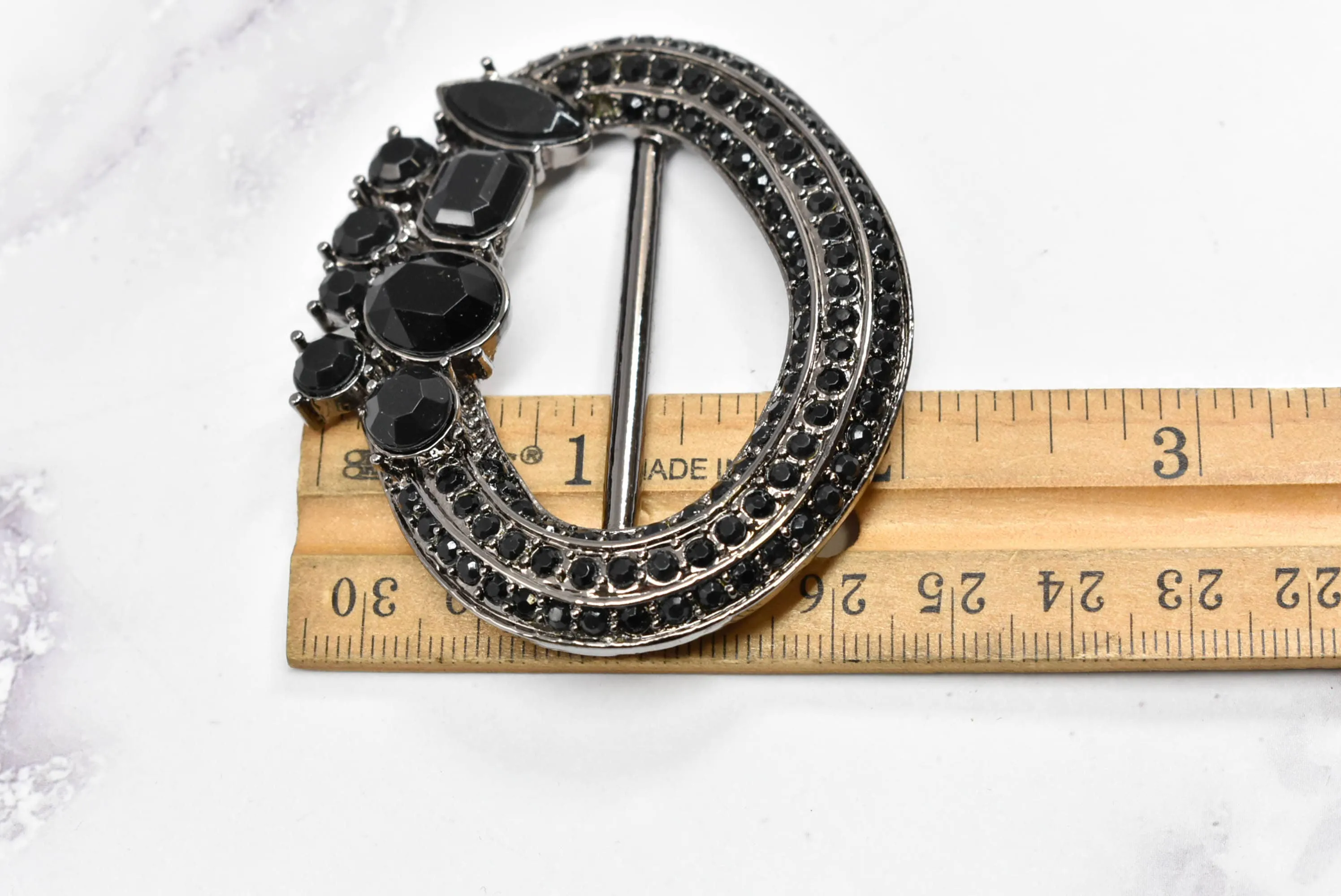 Black Oval Rhinestone Buckle Slider