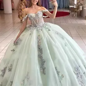 Off Shoulder Quinceanera Dresses Tulle Ball Gowns Lace Appliques Prom Dress