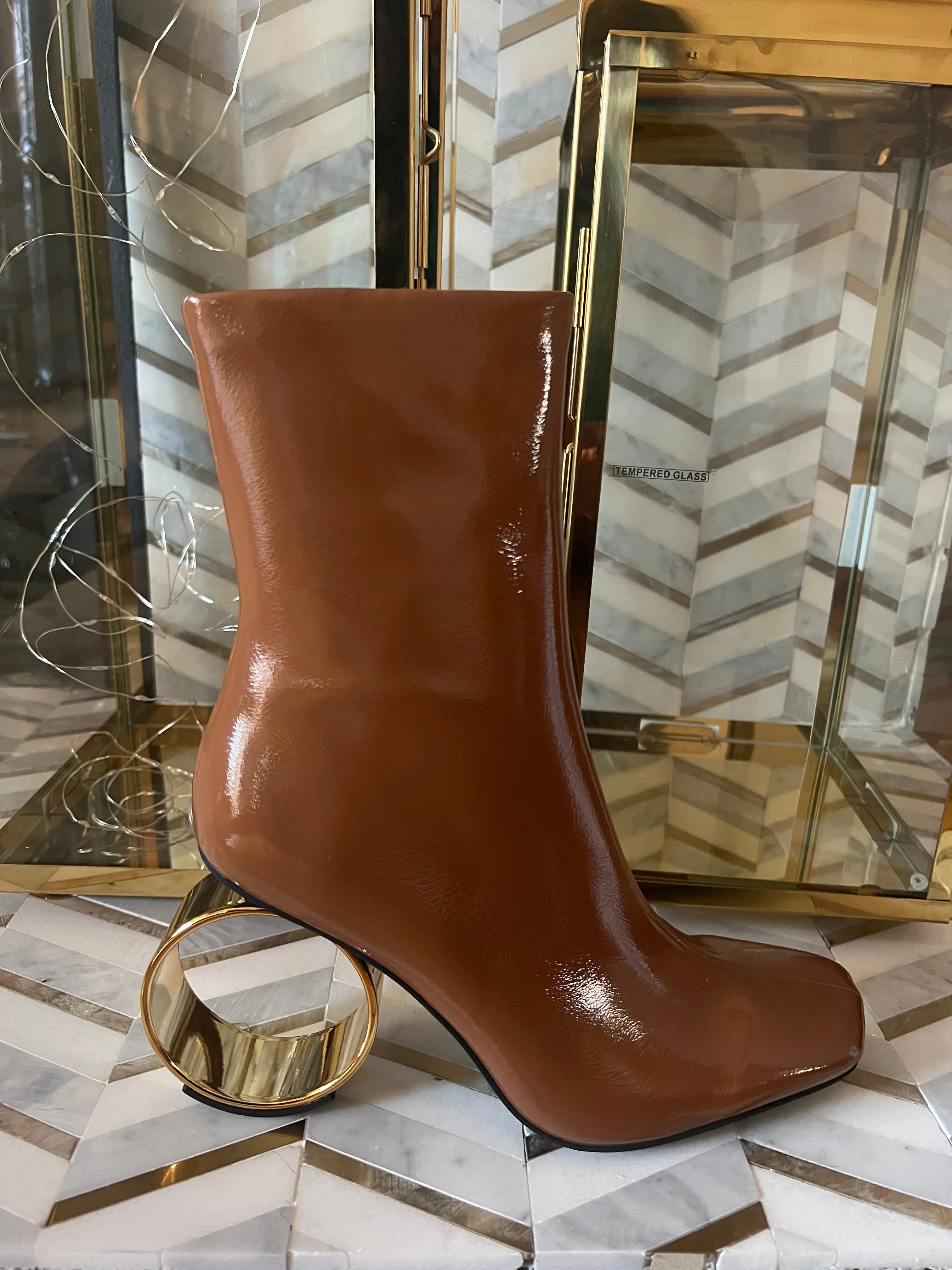 Teaser Jeffrey Campbell Boot