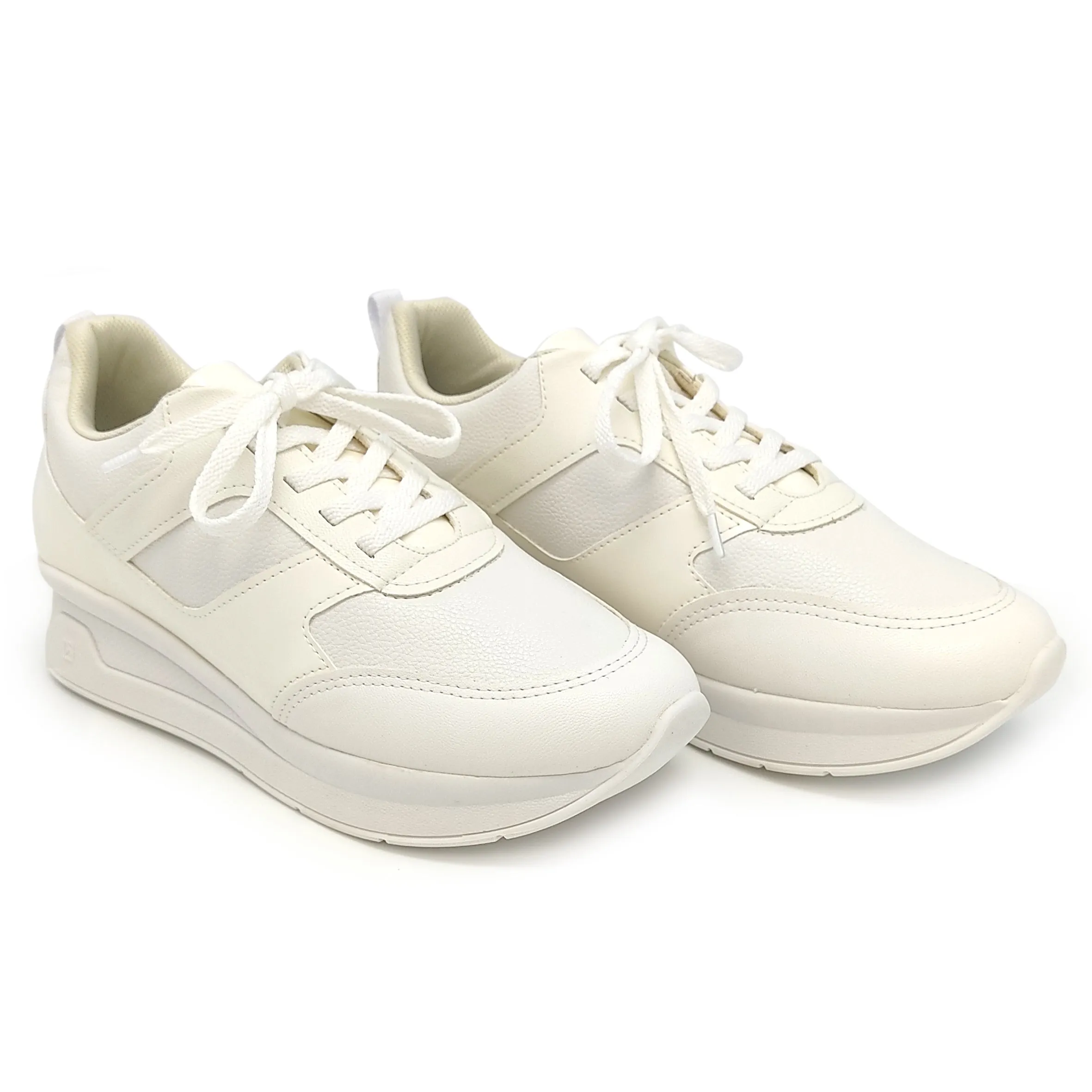 White Sneakers for Women (996.005)