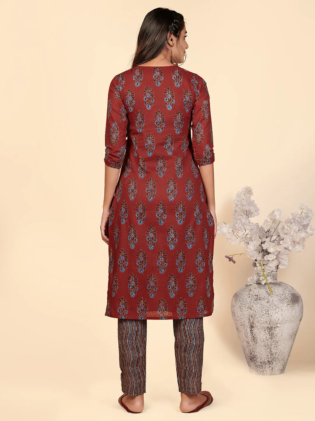 Women'S Printed & Hand Work Straight Cotton Maroon Stitched Kurta With Pant