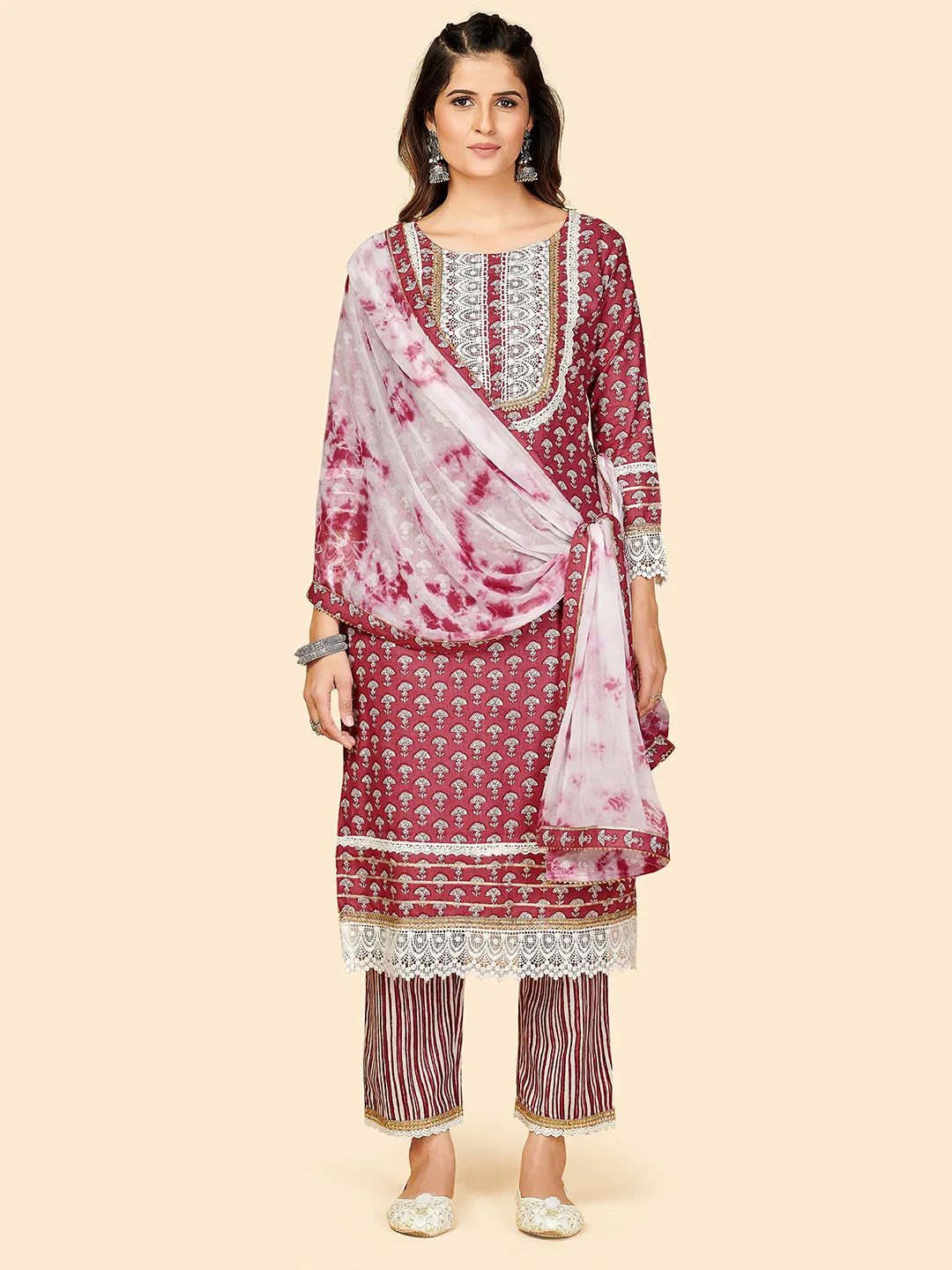 Women'S Printed & Lace Work Straight Cotton Magenta Stitched Kurta Pant With Dupatta